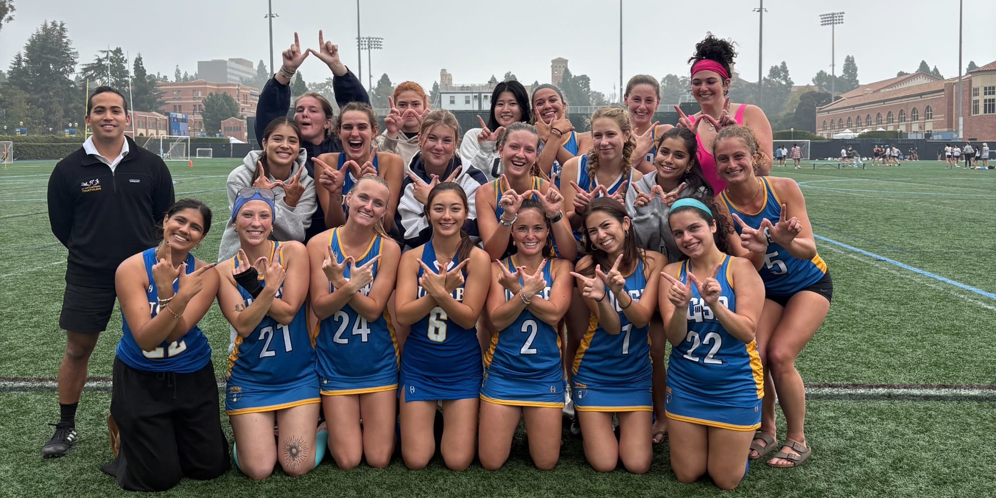 UCSB field hockey team posing for team photo