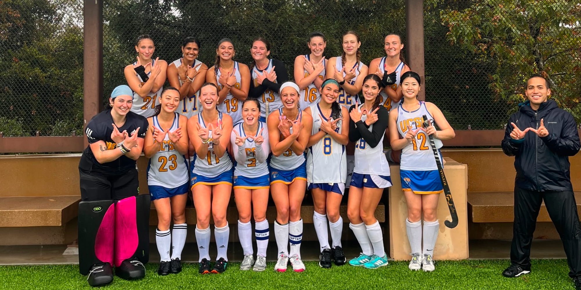 UCSB field hockey team posing after win
