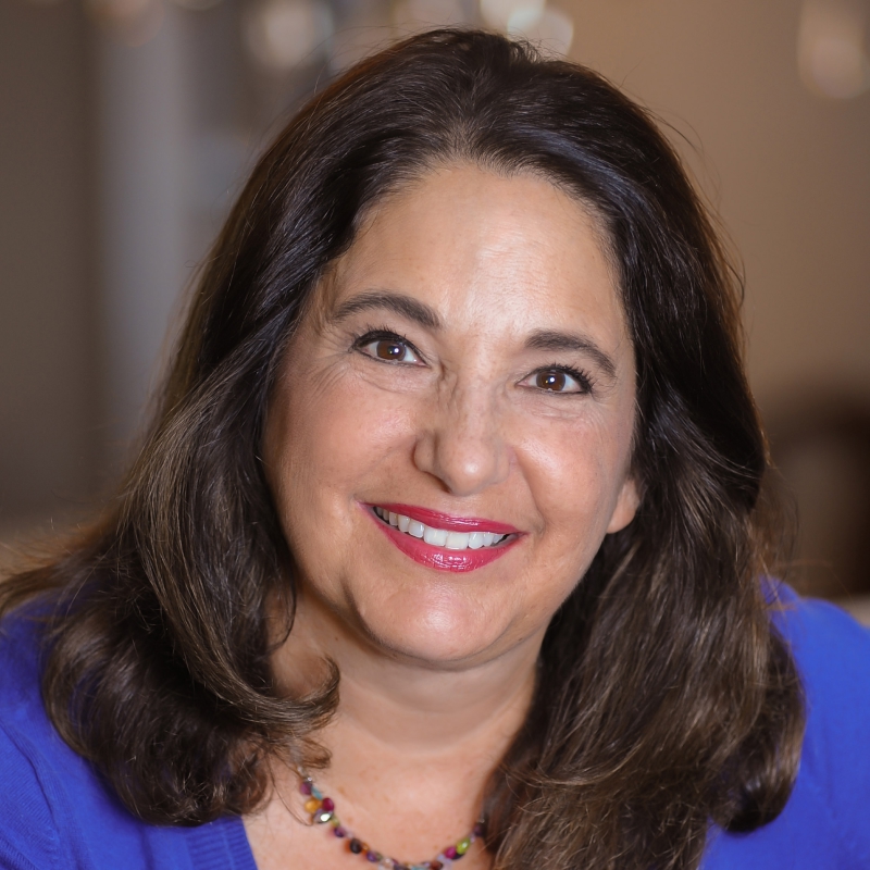 Linda Duttenhaver '77