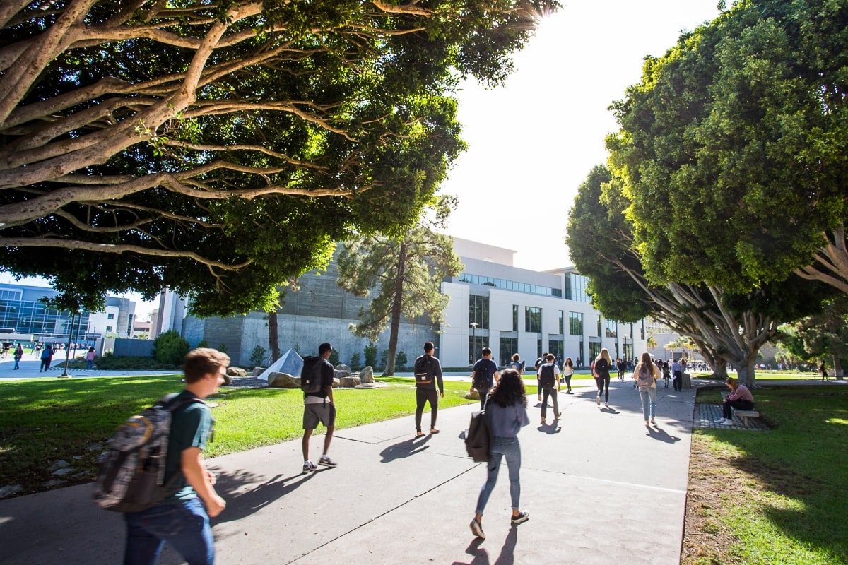 Students walking around UCSB campus